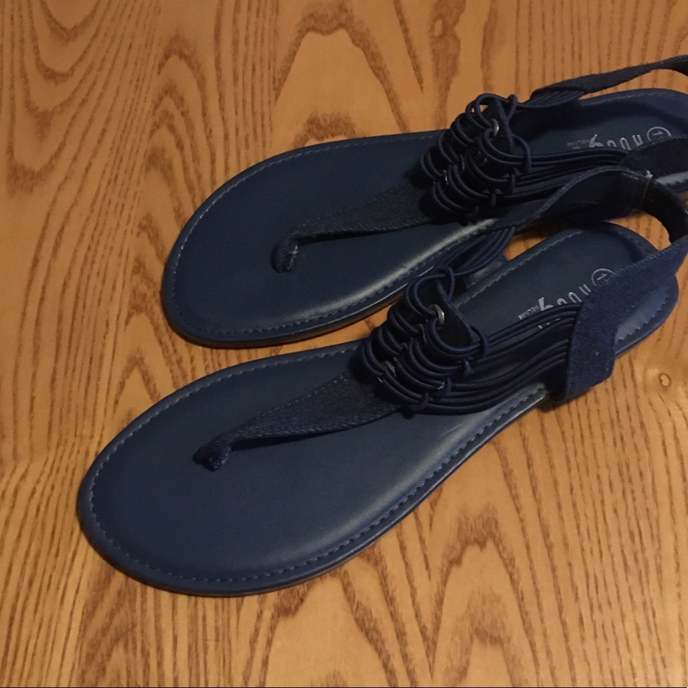 ROUGE SANDALS